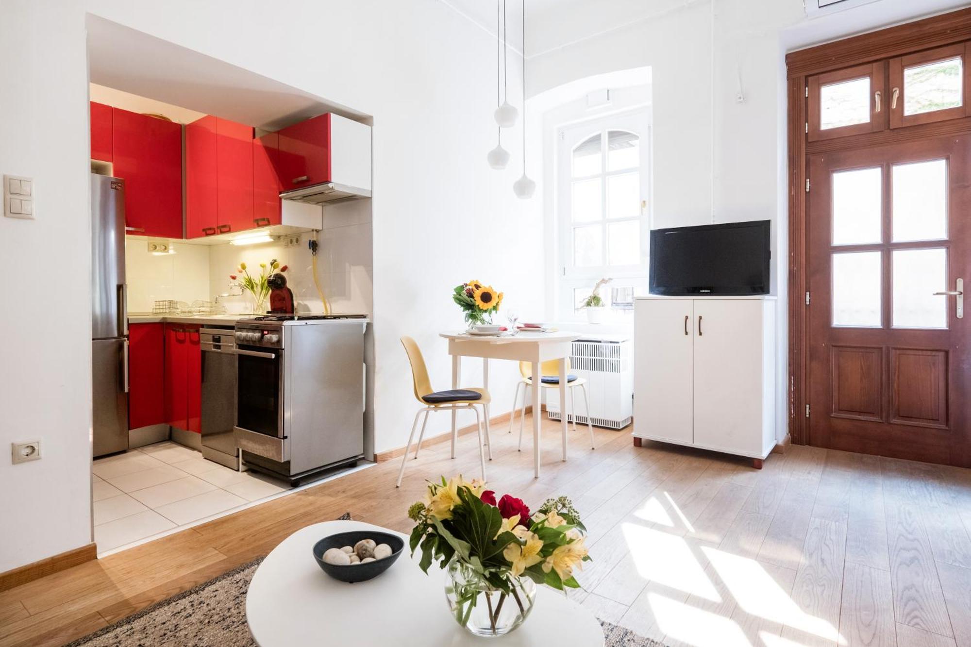 Artistic Apartment In City Centre Budapest Esterno foto